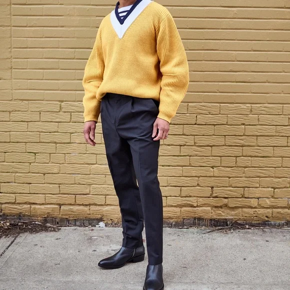 Sweater - Picture 4 of 5